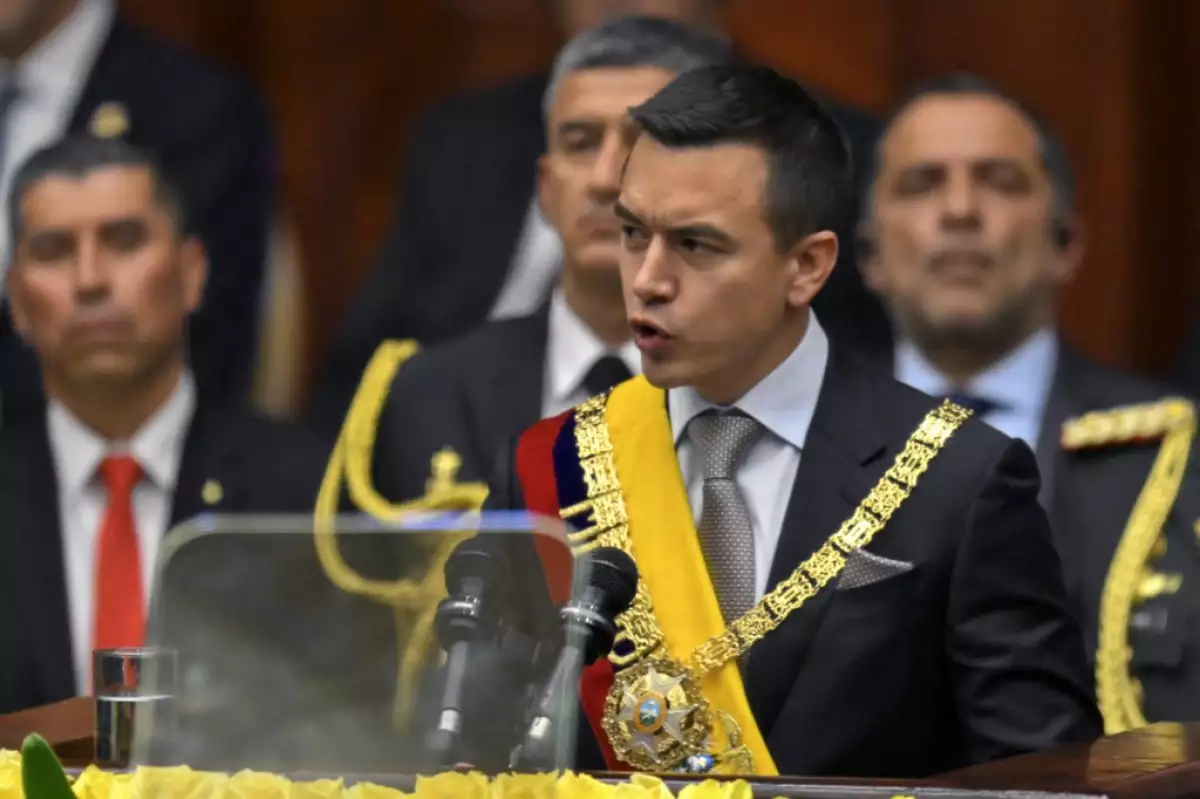 Daniel Noboa asume como presidente de Ecuador