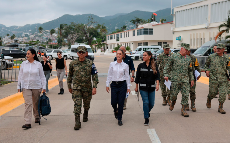 Claudia Sheinbaum visita Guerrero para evaluar daños por el huracán John