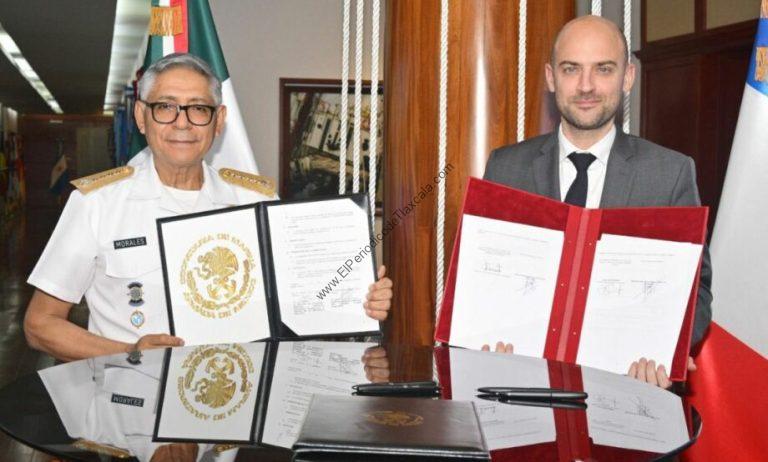 Acuerdo de colaboración entre autoridades para fortalecer la seguridad en Tlaxcala, firmando un convenio que busca mejorar la coordinación y respuesta en emergencias y delitos en la región.