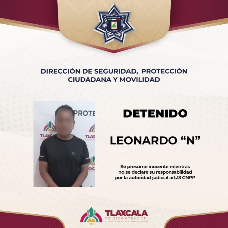 Hombre detenido por la policía en Tlaxcala, con fondo de cartel institucional y texto informativo sobre su presunta inocencia y responsabilidad judicial.