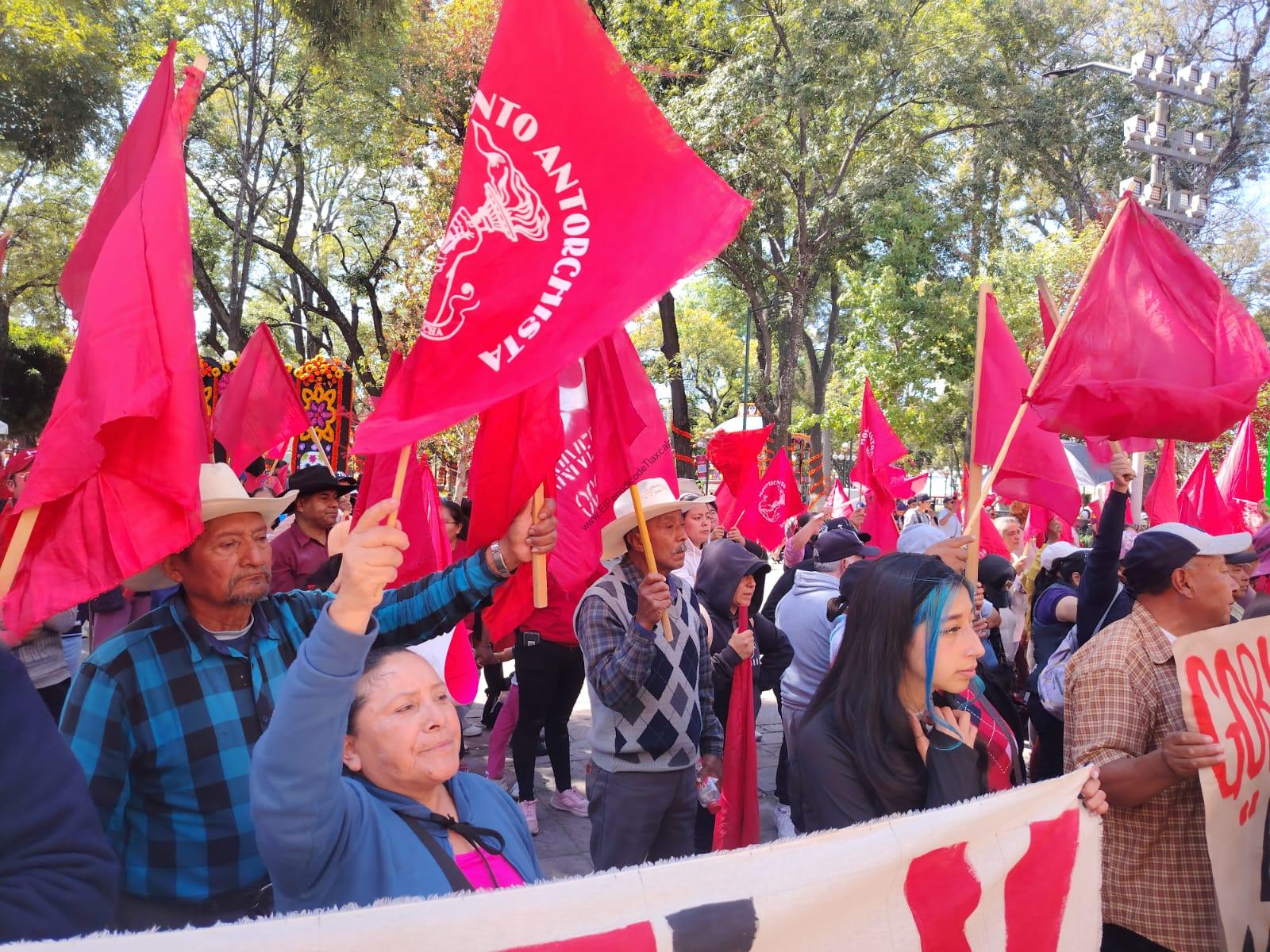 Antorchistas advierten nuevas movilizaciones y bloqueos en dependencias estatales
